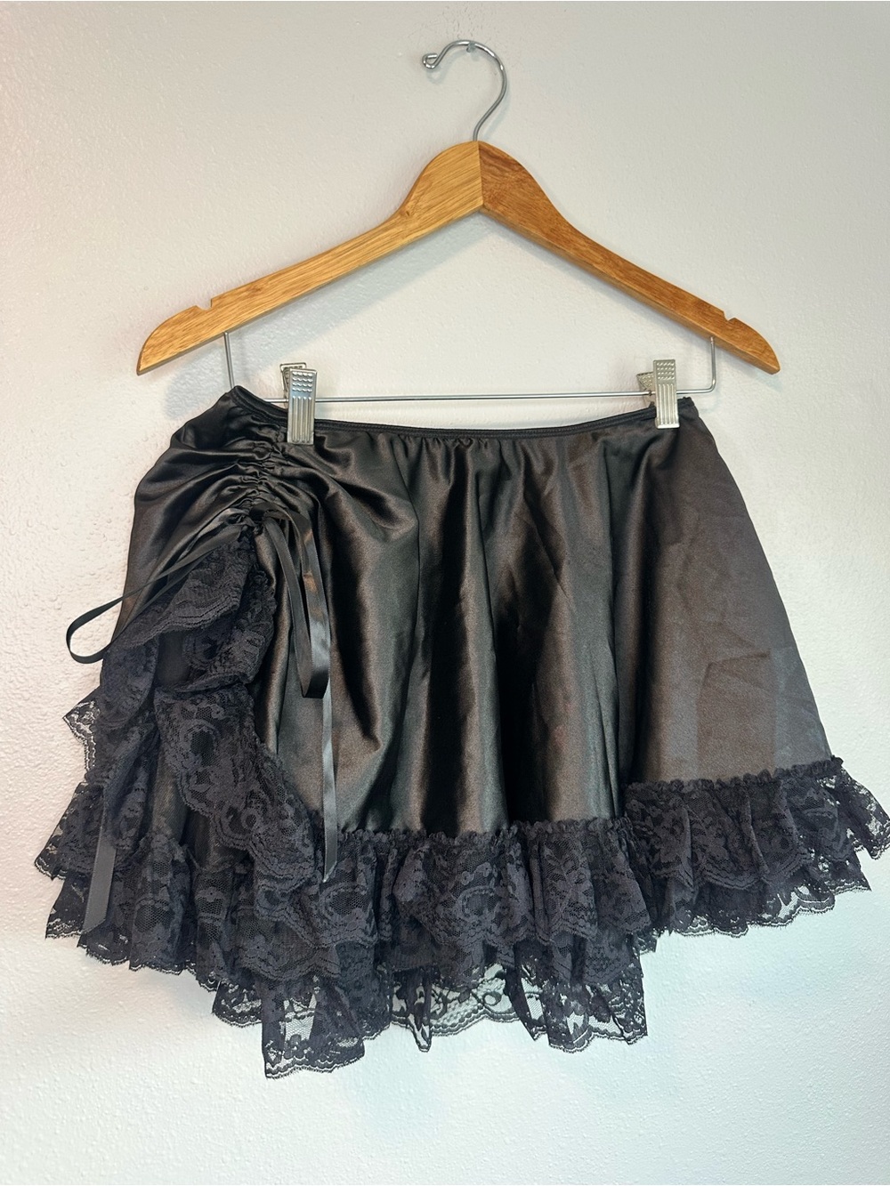 VINTAGE FREDRICKS OF HOLLYWOOD black satin and tulle slip skirt